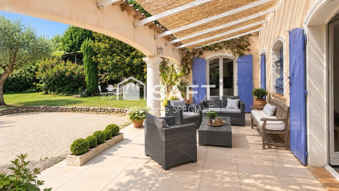 House in Mougins, Provence-Alpes-Côte d'Azur, France 2 - 18947622