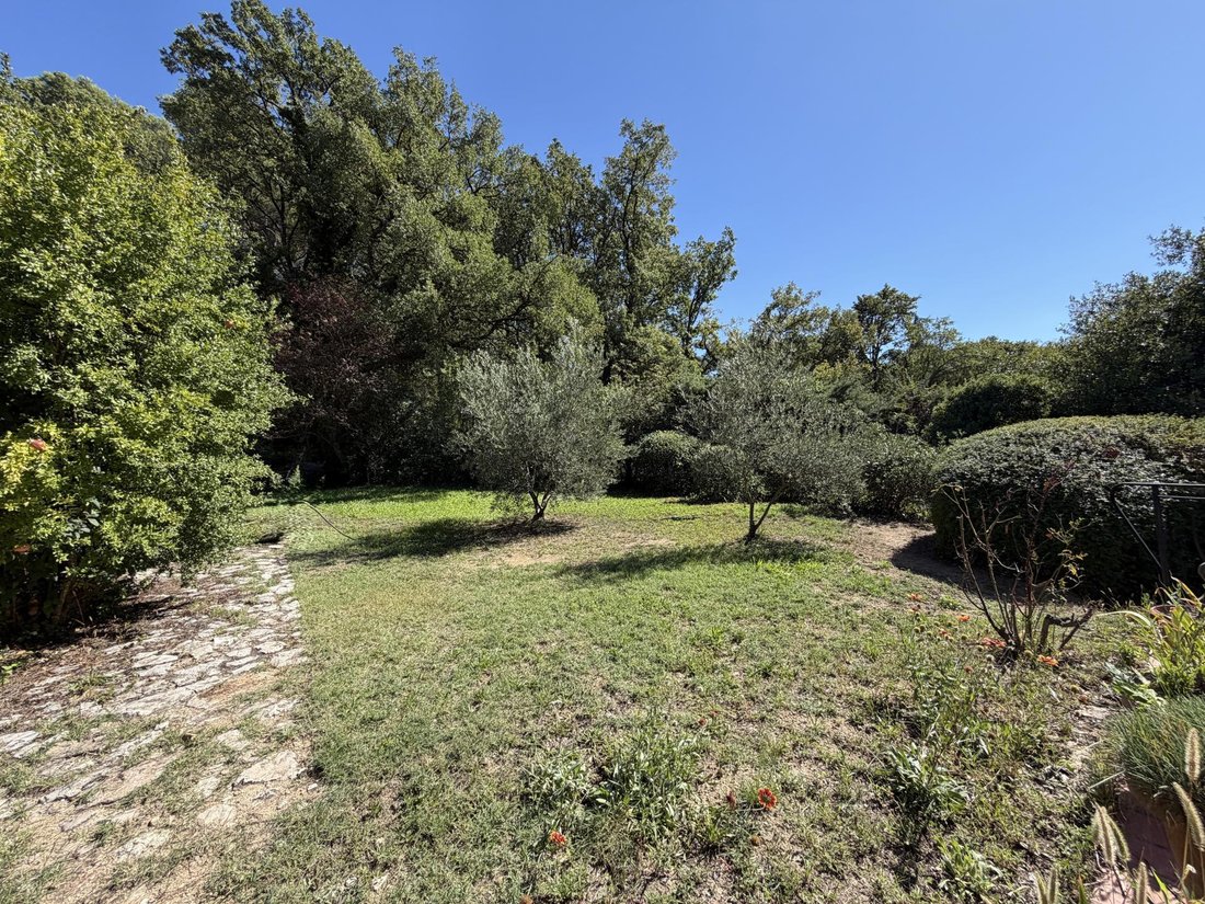House in Bouc-Bel-Air, Provence-Alpes-Côte d'Azur, France 5 - 18947620
