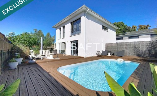 House in Villenave-d'Ornon, Nouvelle-Aquitaine, France 1
