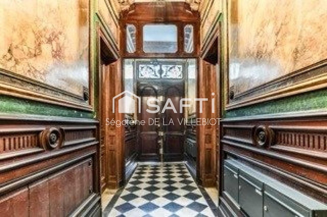 Apartment in Hôtel de Ville-Quinconce-Saint Seurin-Fondaudège, Bordeaux, France 2 - 18947615