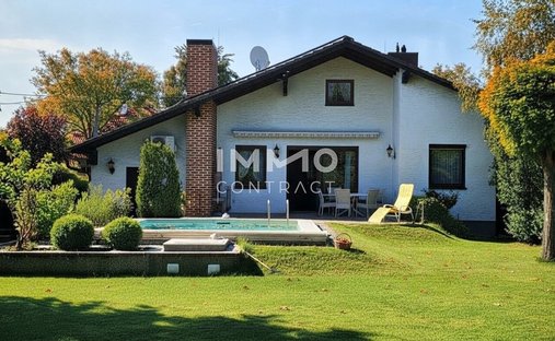 Bungalow in Baden bei Wien, Lower Austria, Austria 1
