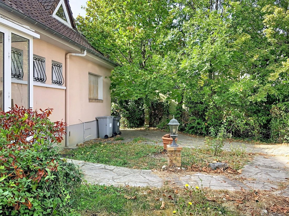 House in Le Plessis-Trévise, Ile-de-France, France 3 - 18947703