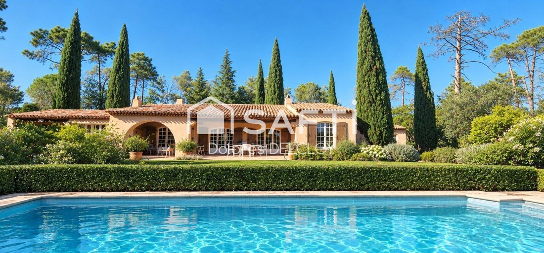 House in Nartelle-Noyer-Bellevue-bd des Sardinaux, Sainte-Maxime, France 1 - 18947765