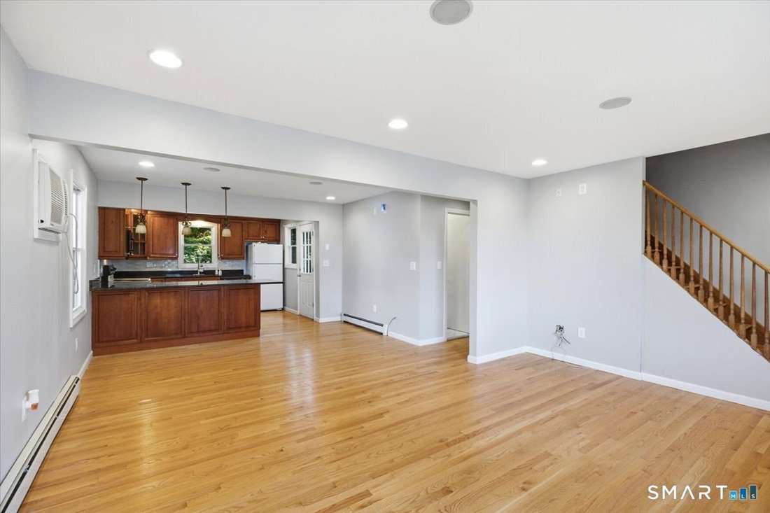 House in Milford, Connecticut, United States 5 - 18946775