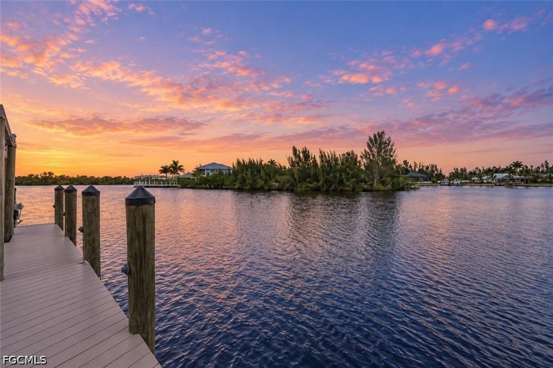 House in Cape Coral, Florida, United States 3 - 18946755