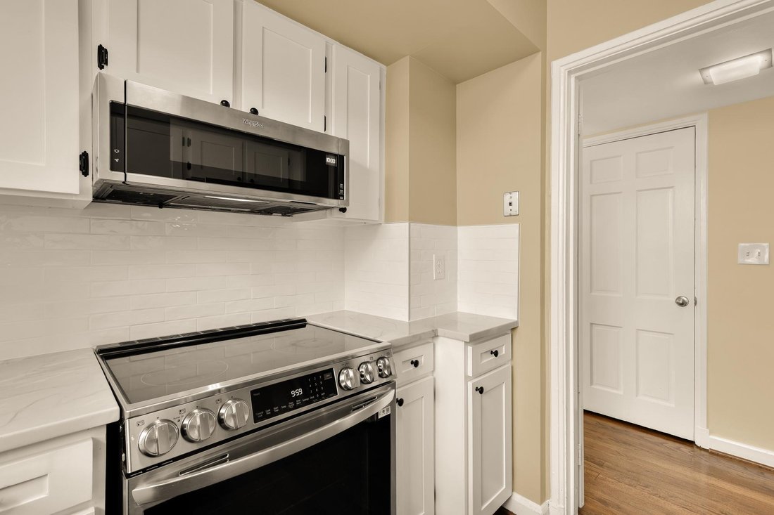 Condo in Washington, District of Columbia, United States 5 - 18947113