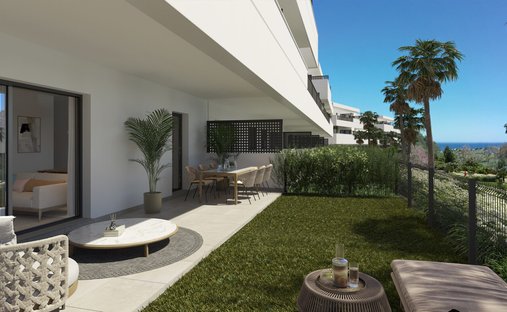 Apartment in Buenas Noches, Estepona, Spain 1