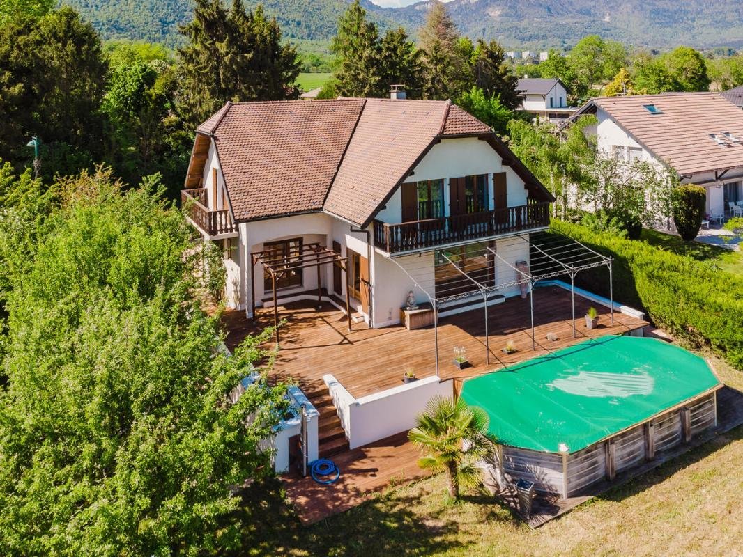 Villa in Échenevex, Auvergne-Rhône-Alpes, France 2 - 18946886