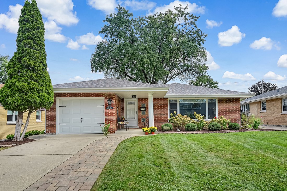 House in Western Springs, Illinois, United States 1 - 18947144