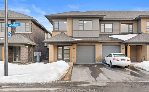 Townhouse in Ottawa, Ontario, Canada 1