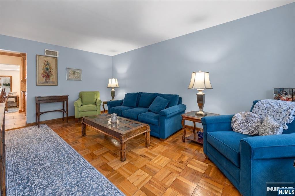 House in Maywood, New Jersey, United States 3 - 18947209