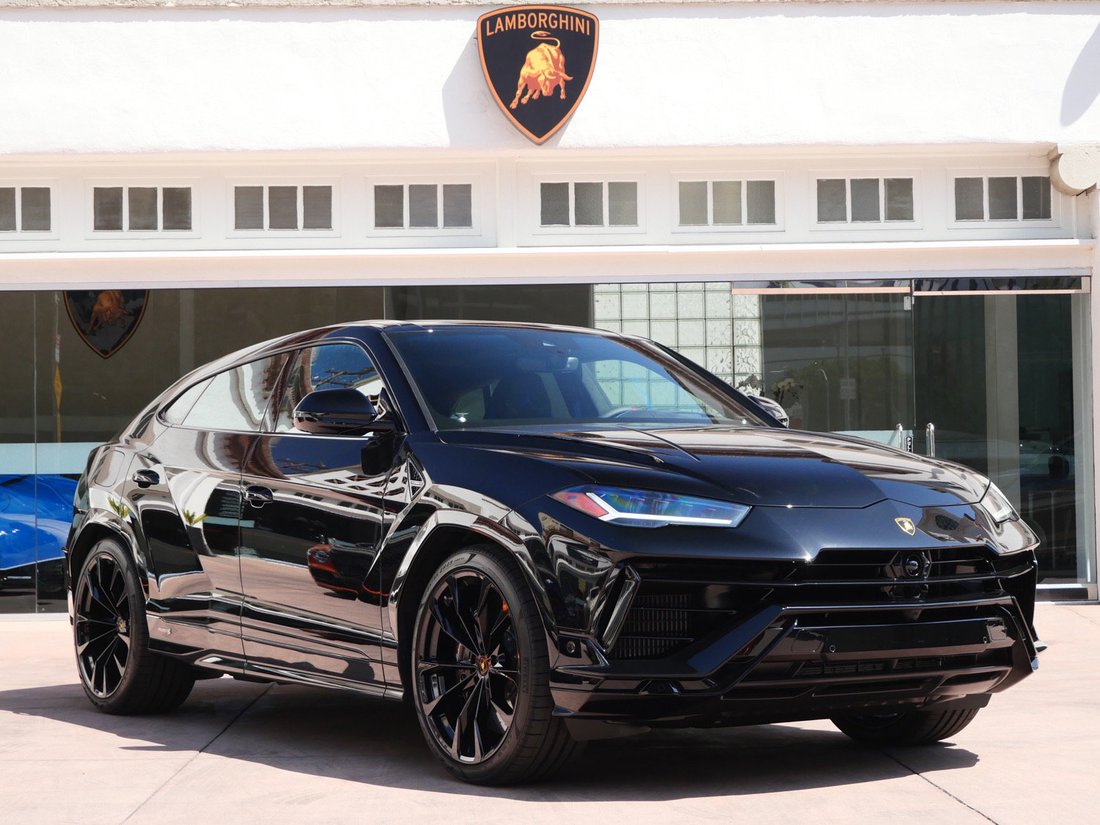 Suv in Beverly Hills, CA, United States 1 - 18946989