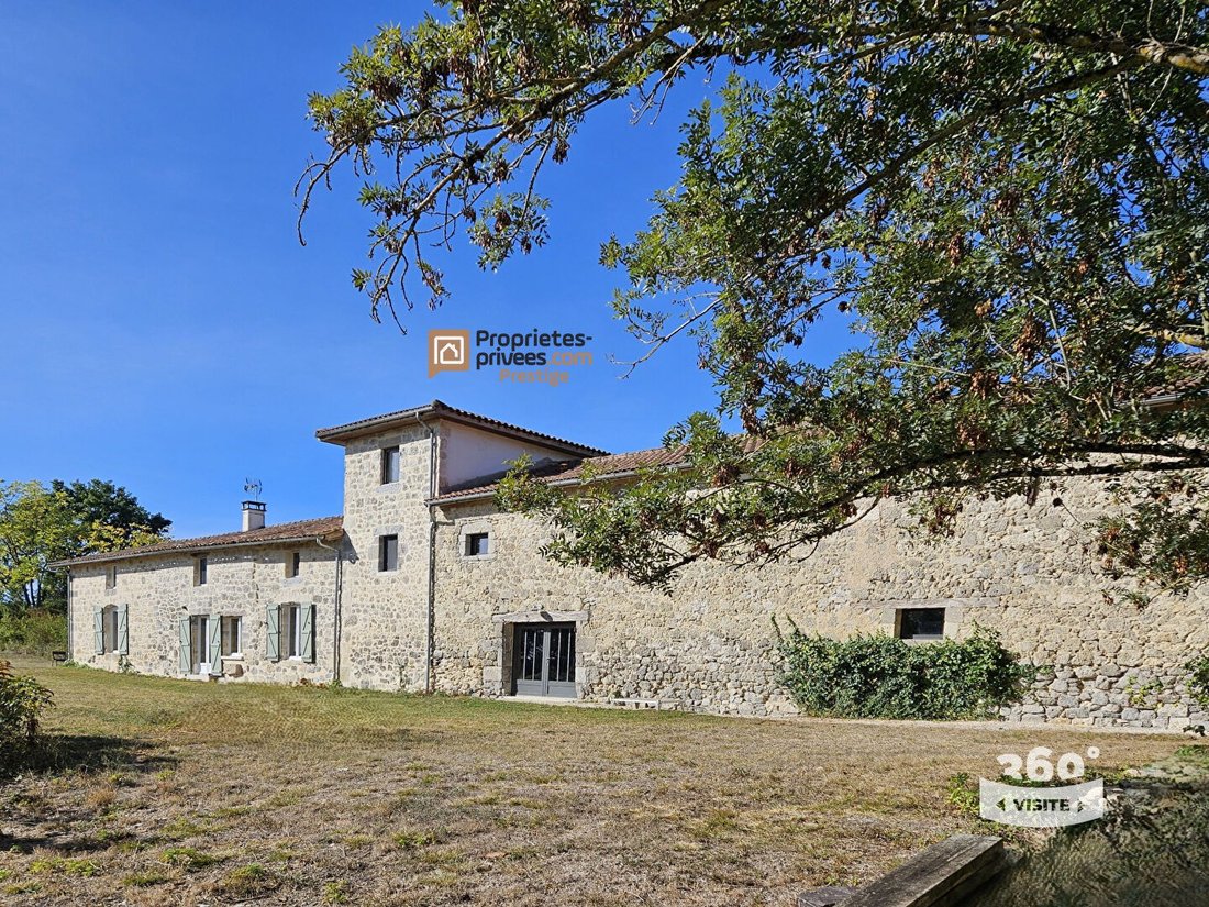 Villa in Fieux, Nouvelle-Aquitaine, France 1 - 18947488