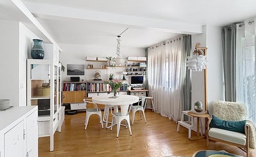 Apartment in Plateau Ouest, Suresnes, France 1