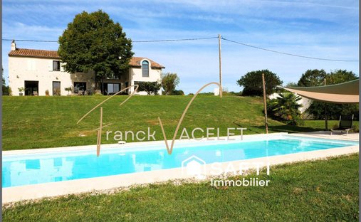 House in Sigalens, Nouvelle-Aquitaine, France 1