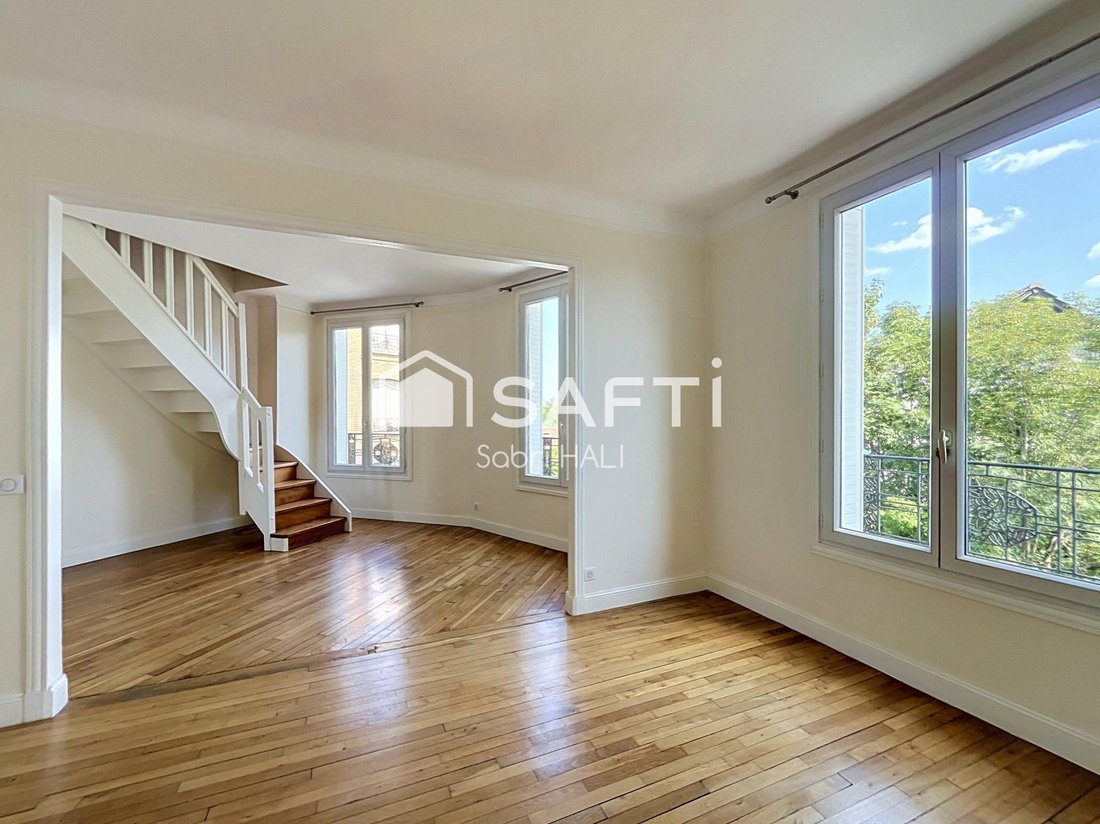 Apartment in Plateau-Grèves-Europe-Gare du Stade-Fossés Jean, Colombes, France 2 - 18947761
