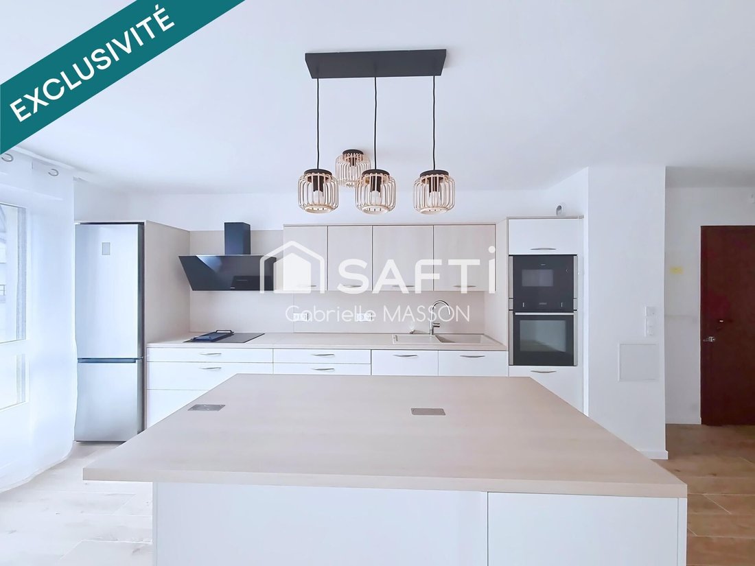 Apartment in Kremlin-Saint Germain, Le Kremlin-Bicetre, France 1 - 18947670
