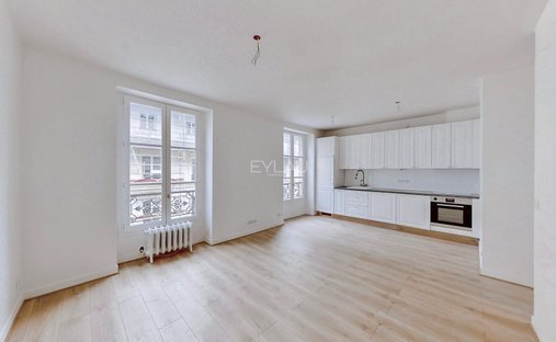 Apartment in Nationale-Deux Moulins, Paris 13e Arrondissement, Paris 1