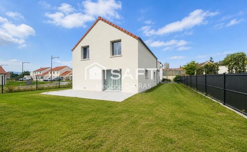House in Ormes, Grand Est, France 1