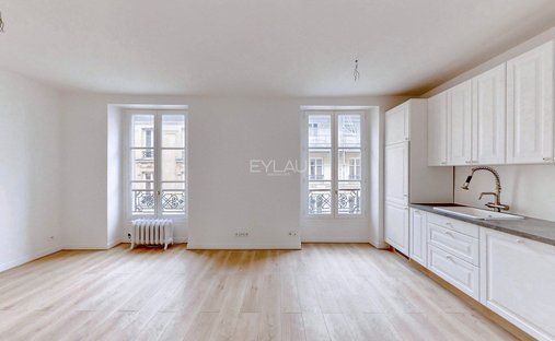 Apartment in Nationale-Deux Moulins, Paris 13e Arrondissement, Paris 1