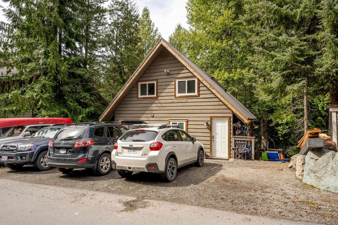 House in Whistler, British Columbia, Canada 1 - 18946859