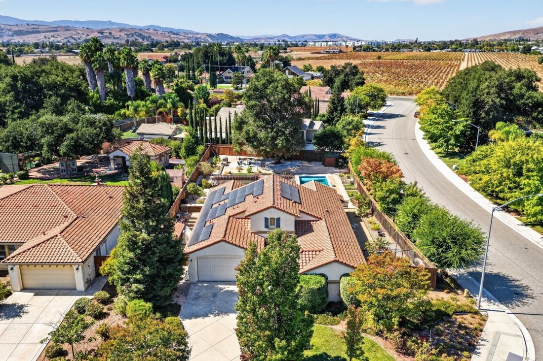 House in Morgan Hill, California, United States 1 - 18947174