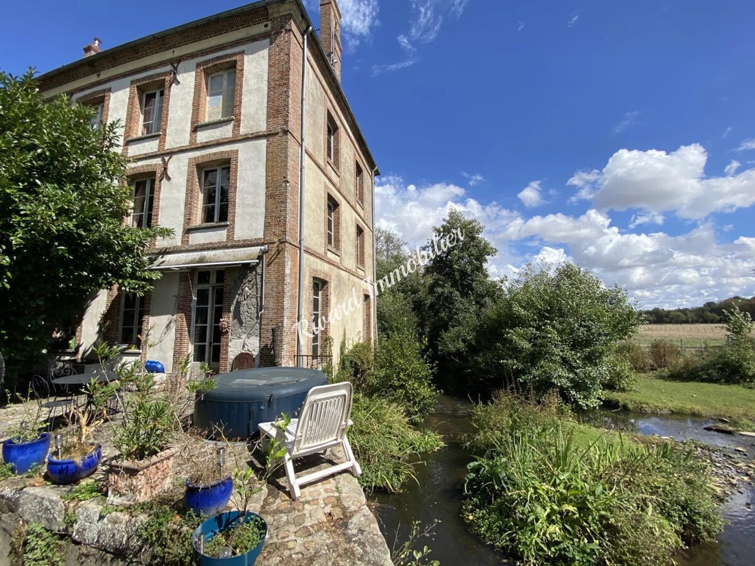 Townhouse in Verneuil-sur-Avre, Verneuil d'Avre et d'Iton, France 3 - 18946940