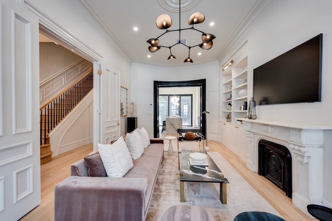 Condo in Boston, Massachusetts, United States 1 - 18947523