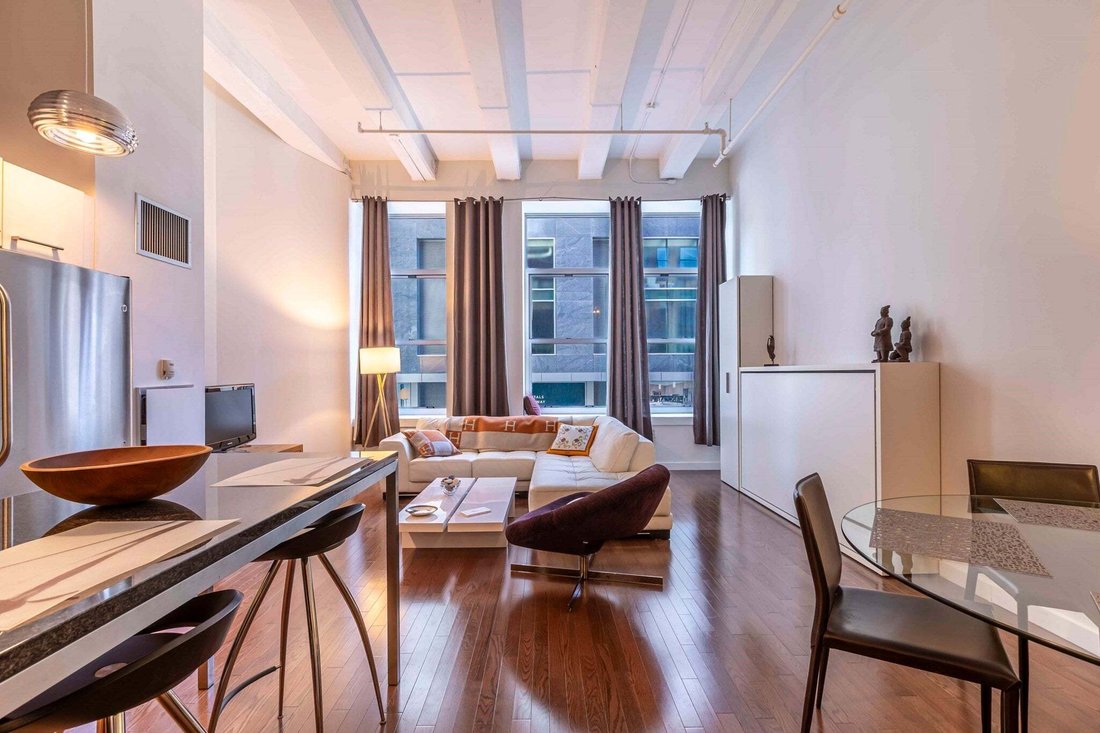 Condo in Boston, Massachusetts, United States 1 - 18946823