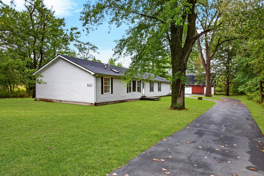 House in Baroda, Michigan, United States 1 - 18947195