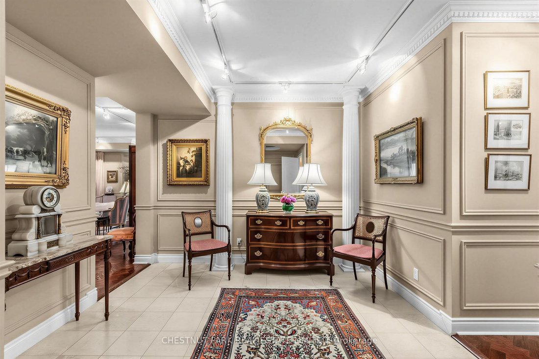 Apartment in Toronto, Ontario, Canada 3 - 18947334