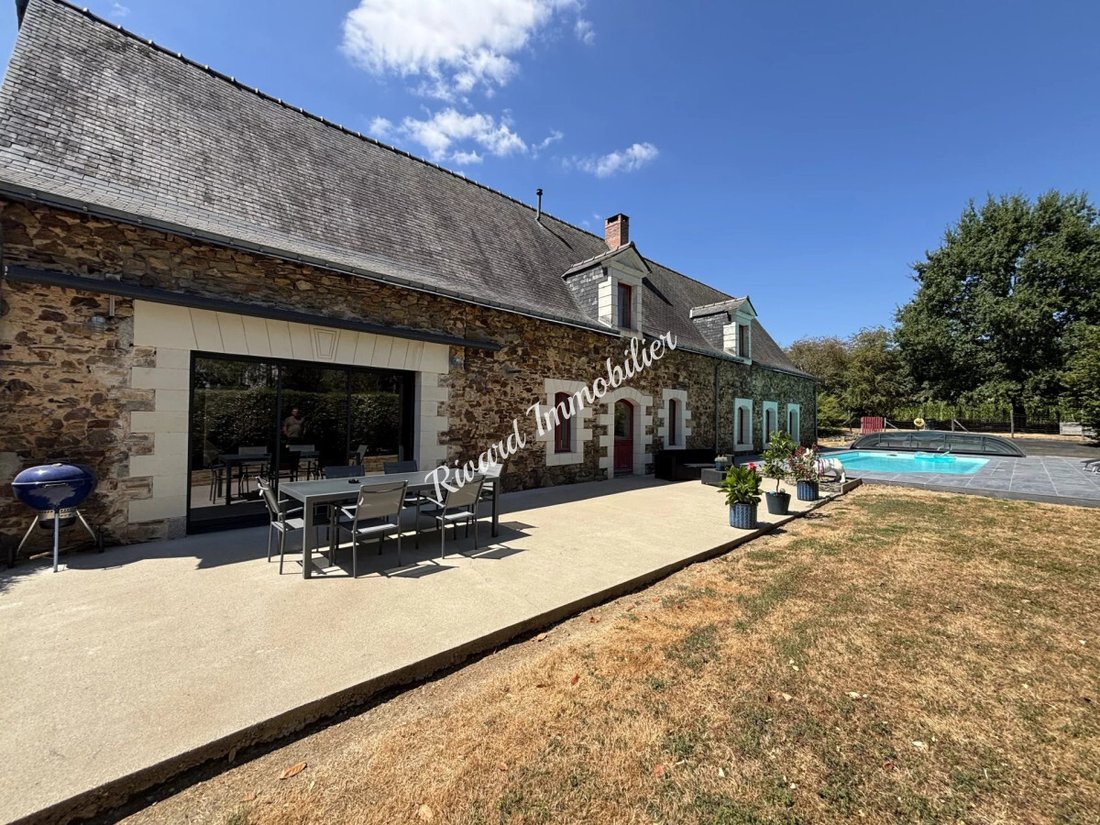 House in Segre, Segre-en-Anjou Bleu, France 2 - 18946962