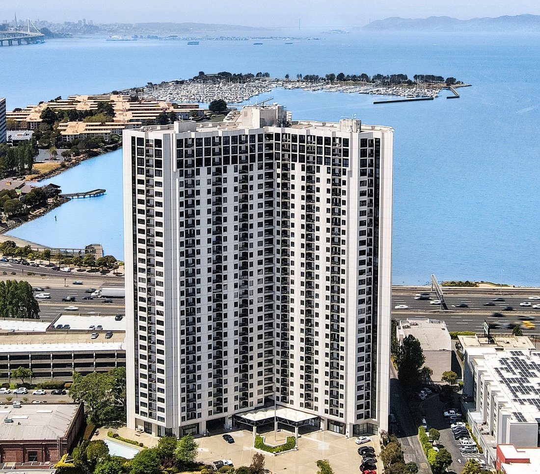 Condo in Oakland, California, United States 4 - 18947527