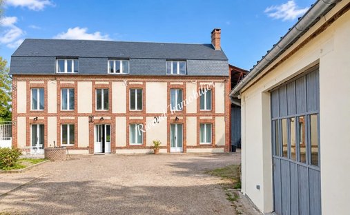 House in Verneuil-sur-Avre, Verneuil d'Avre et d'Iton, France 1
