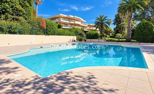 Apartment in Les Cougoulins-Rastines, Antibes, France 1
