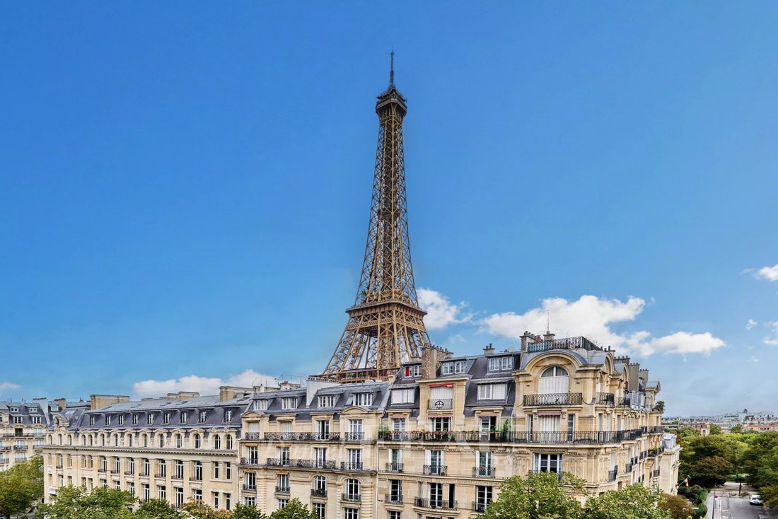 Apartment in Dupleix-Motte Picquet, Paris 15e Arrondissement, Paris 1 - 18946972