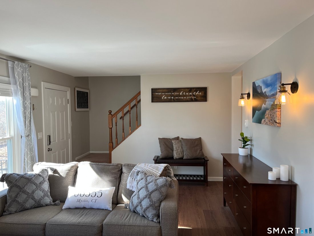 Groton, Connecticut, United States 2 - 18946769