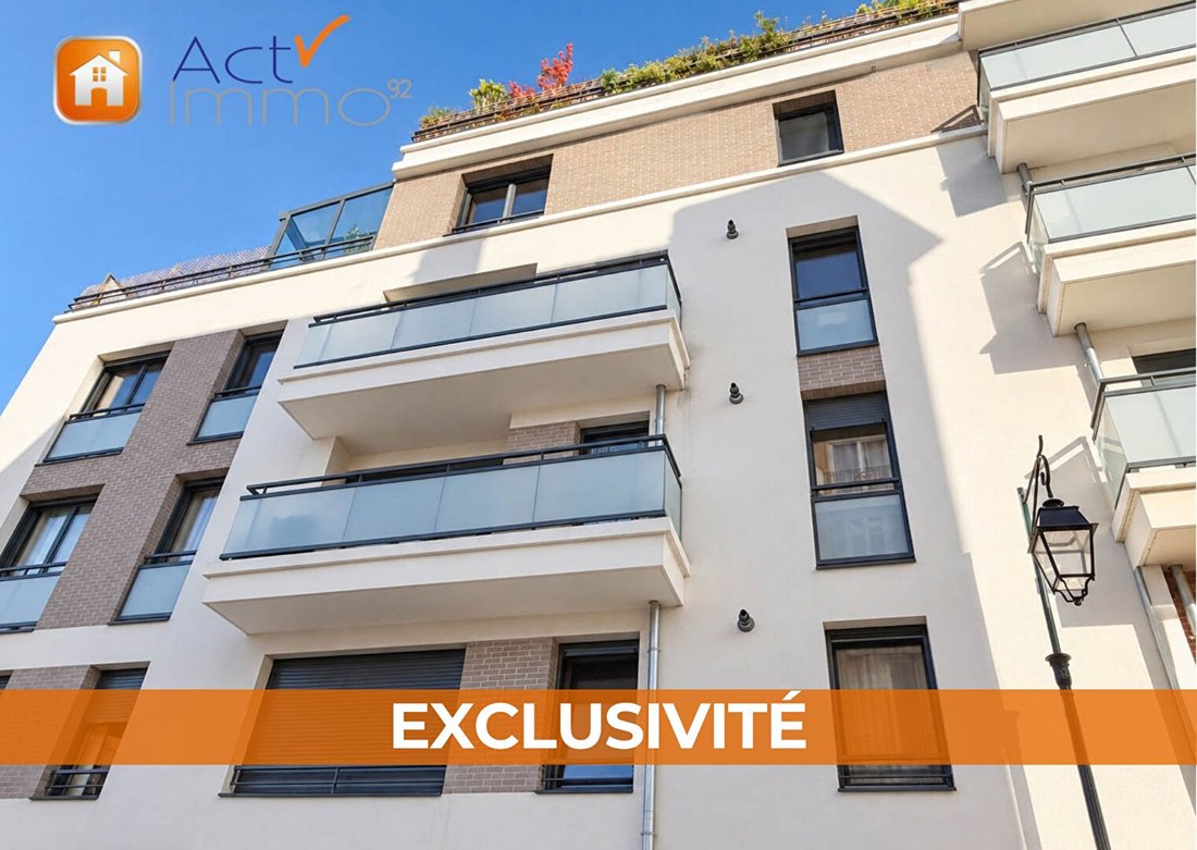 Apartment in Plateau-Grèves-Europe-Gare du Stade-Fossés Jean, Colombes, France 1 - 18947051
