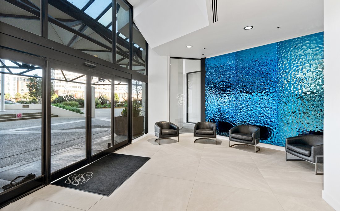 Condo in Oakland, California, United States 5 - 18947527