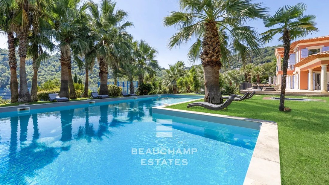 Villa in Cabris, Provence-Alpes-Côte d'Azur, France 2 - 18946772