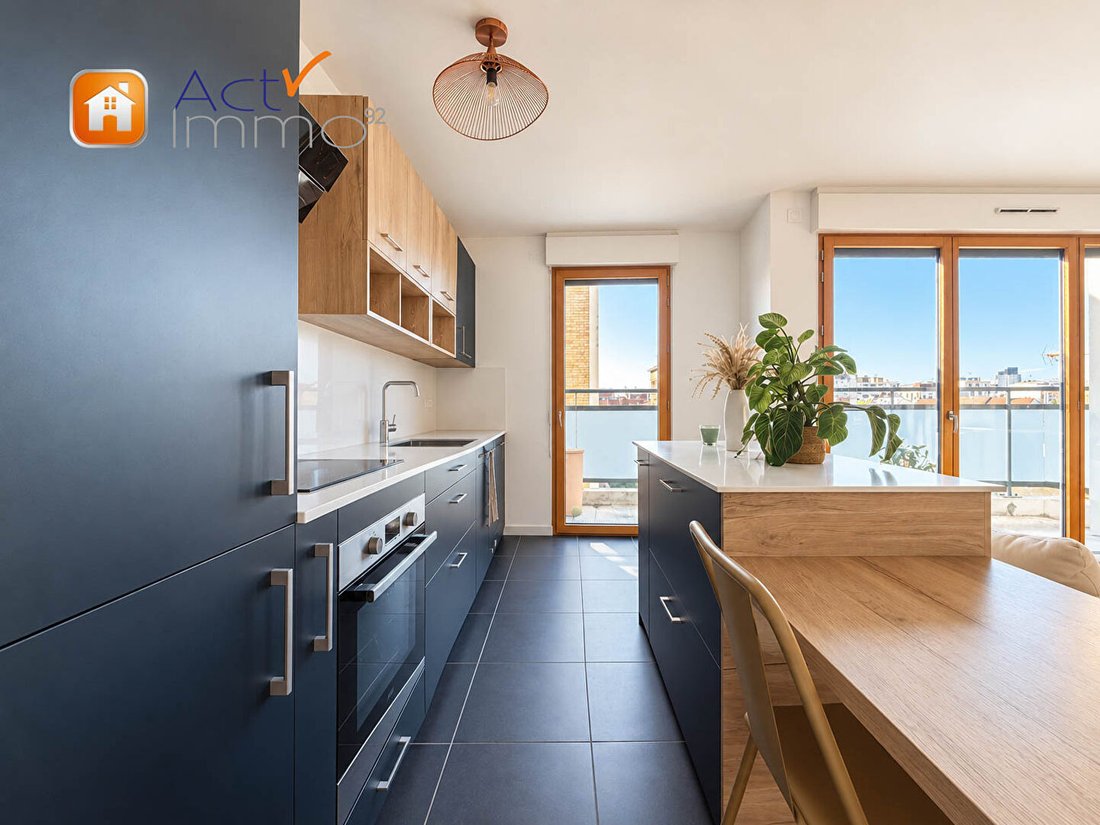 Apartment in Plateau-Grèves-Europe-Gare du Stade-Fossés Jean, Colombes, France 3 - 18947051