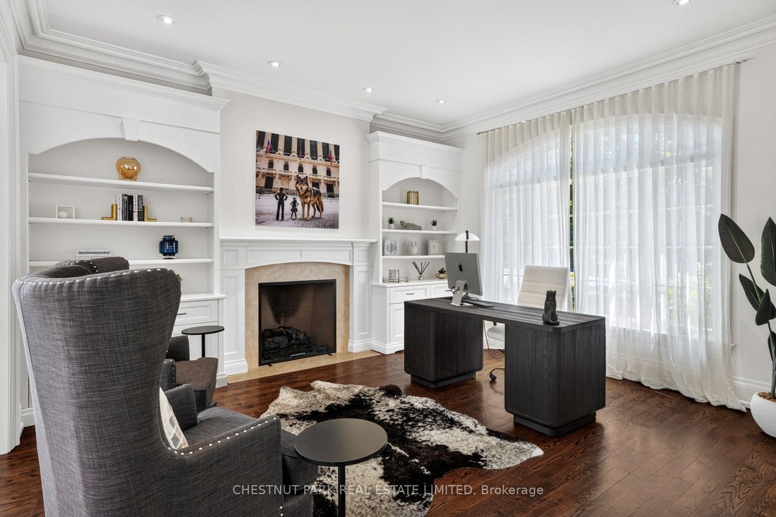 House in Toronto, Ontario, Canada 4 - 18947315