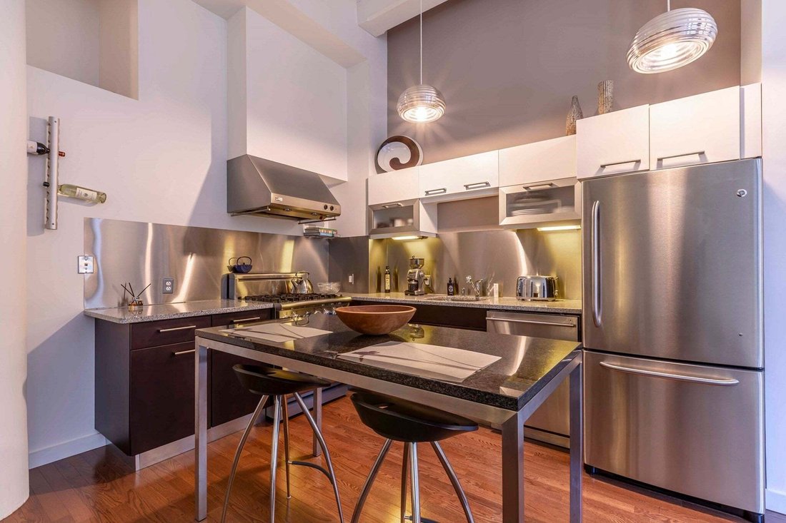 Condo in Boston, Massachusetts, United States 5 - 18946823