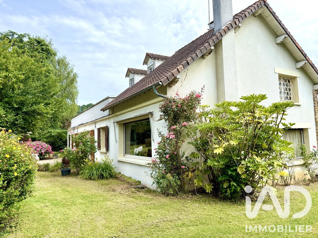 House in Vauhallan, Ile-de-France, France 2 - 18947833