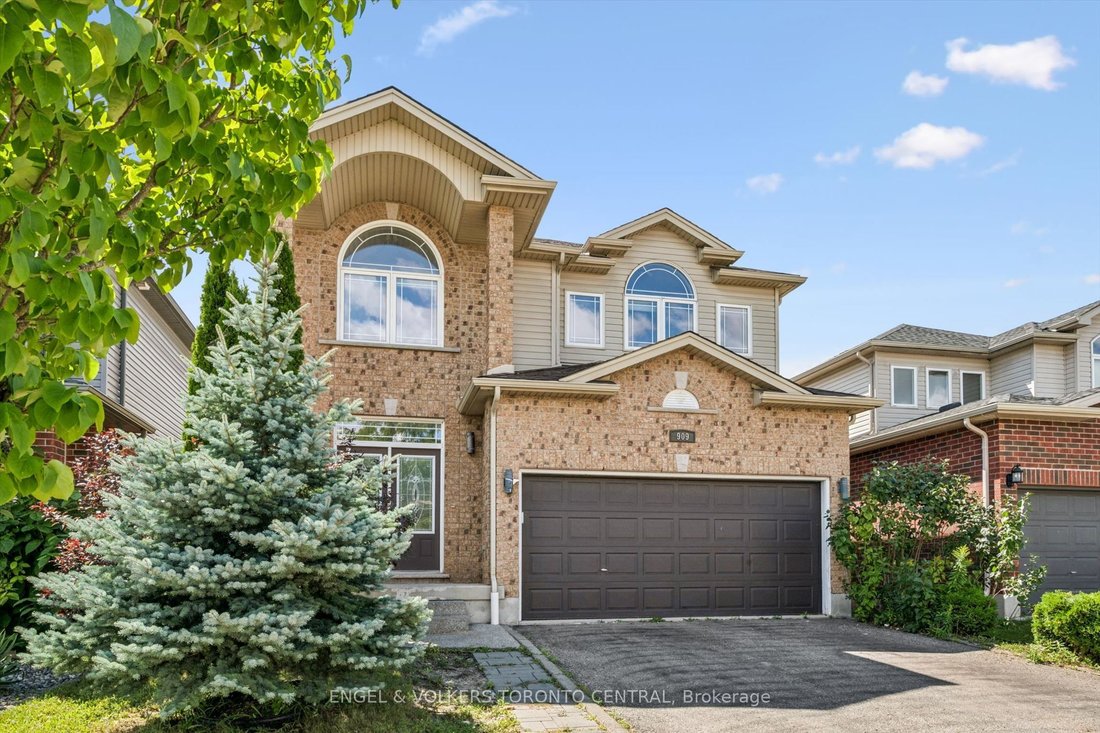 House in Kitchener, Ontario, Canada 3 - 18946924