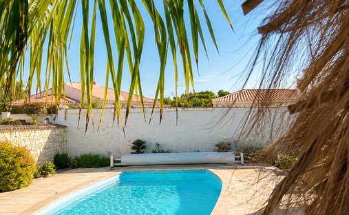 House in La Jarrie, Nouvelle-Aquitaine, France 1