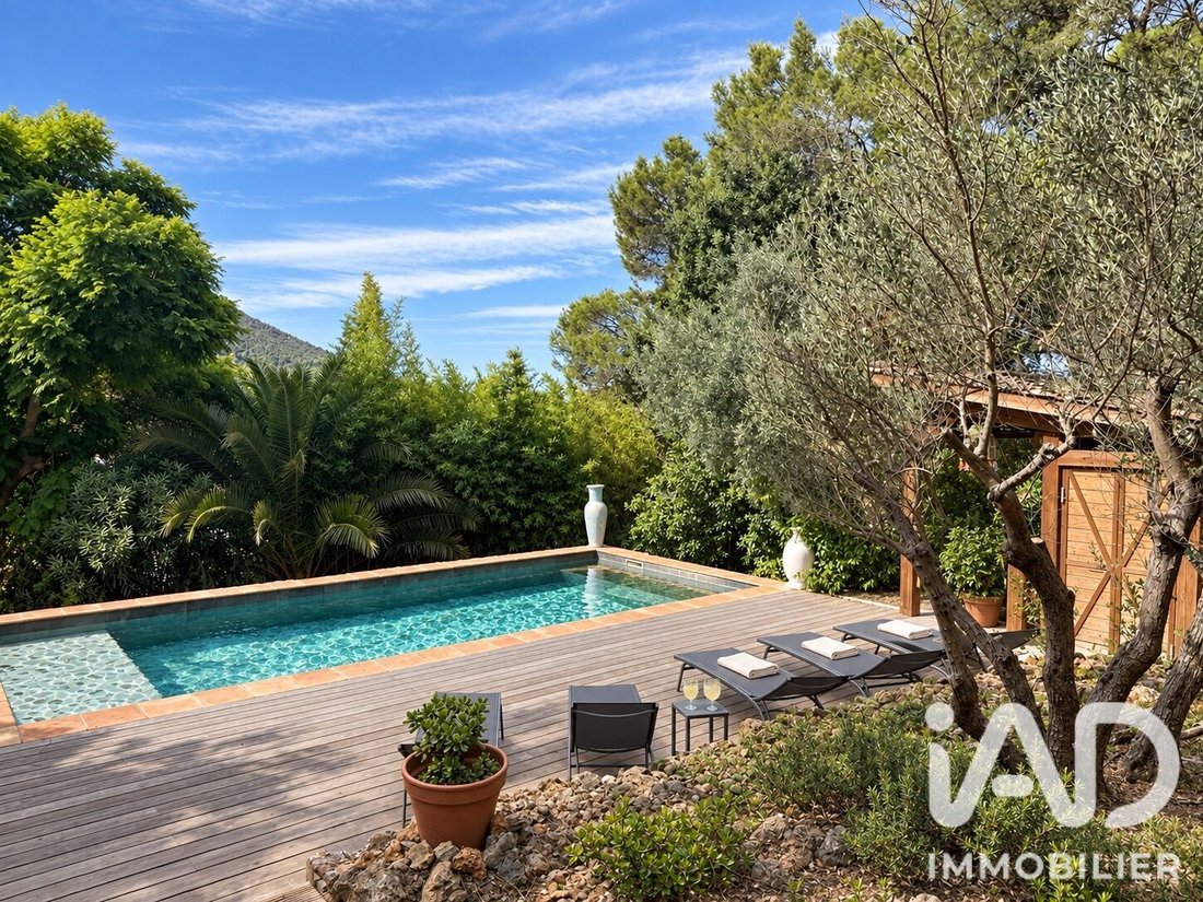 House in Carqueiranne, Provence-Alpes-Côte d'Azur, France 2 - 17822178
