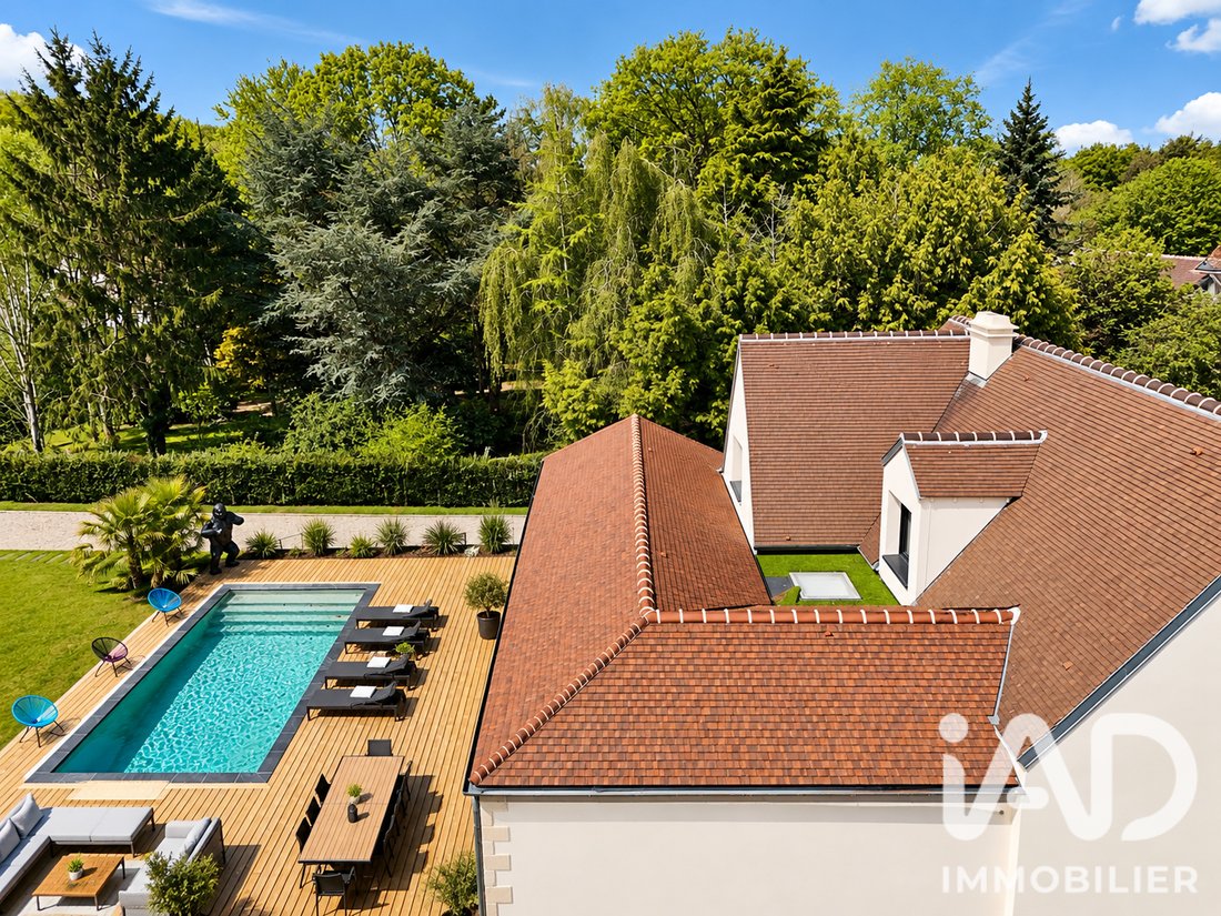 House in Grosrouvre, Ile-de-France, France 1 - 18947828