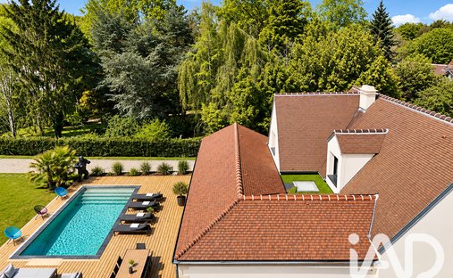 House in Grosrouvre, Ile-de-France, France 1