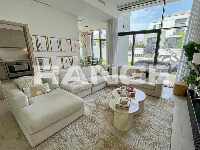 Townhouse in Jebel Ali Village, Dubai, United Arab Emirates 1 - 18947026